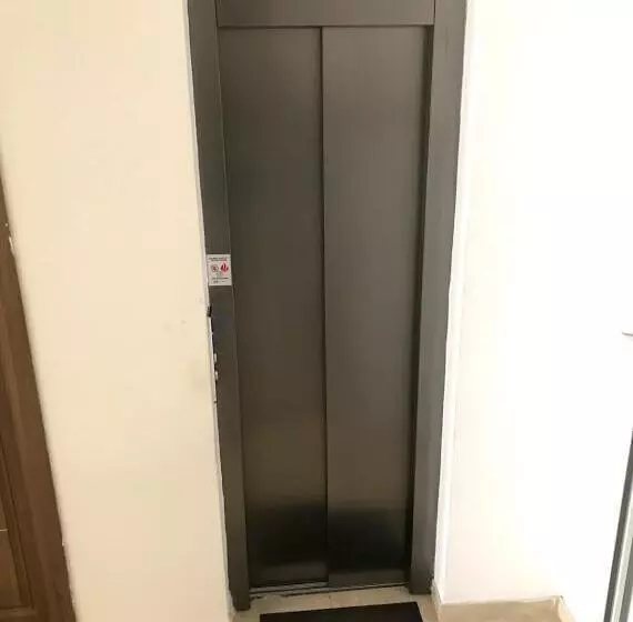 Luqa Apartment   5 Mins From Airport