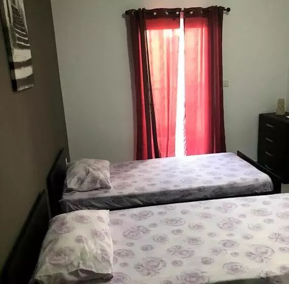 Luqa Apartment   5 Mins From Airport