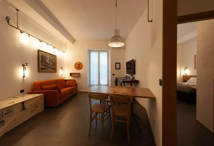 2nd Floor 5 Terre