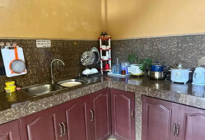 New Road Private Home