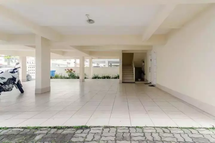 Self Check In Wi Fi , 2 Garagens, Home Officce, Ar Quente E Frio