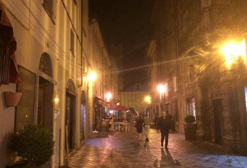 Al Teatro Romano Cir 0343