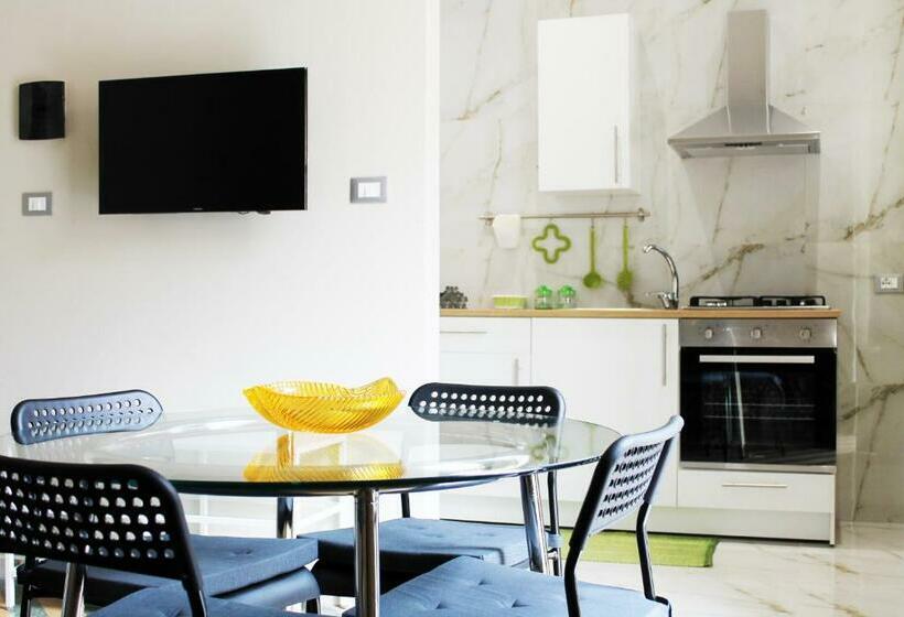 Casa Verdi, Confortevole Bilocale In Centro, 1° P