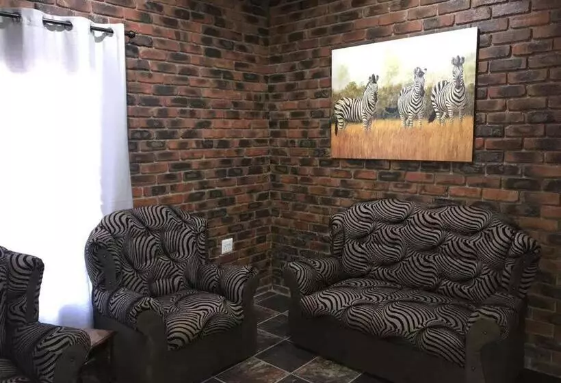 Kruger Wild Dog Inn