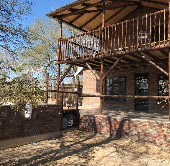 Kruger Wild Dog Inn
