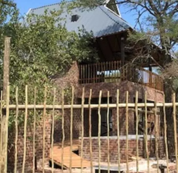 Kruger Wild Dog Inn