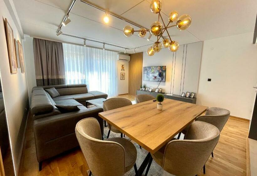 Stars Exclusive Including Free Garage