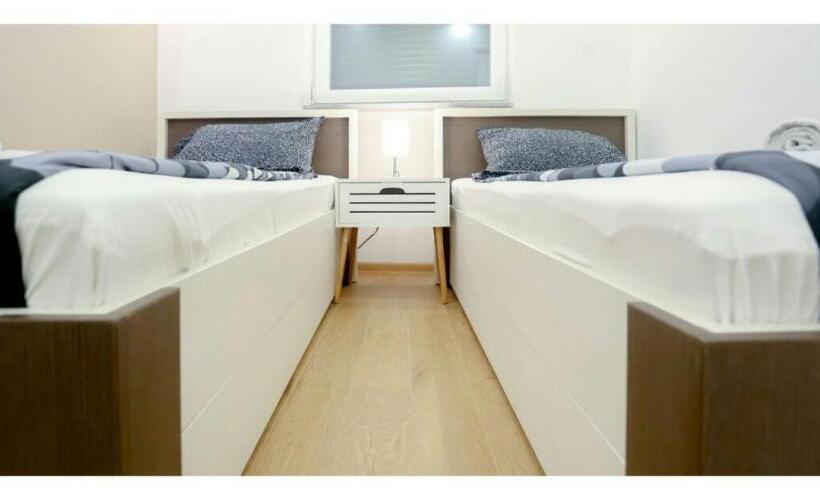 Stars Exclusive Including Free Garage