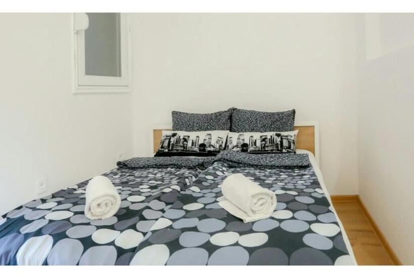 Stars Exclusive Including Free Garage