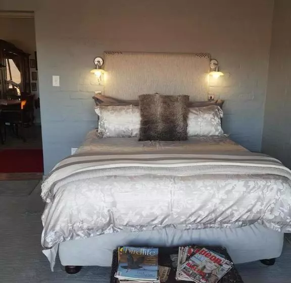 Clanwilliam Hills House