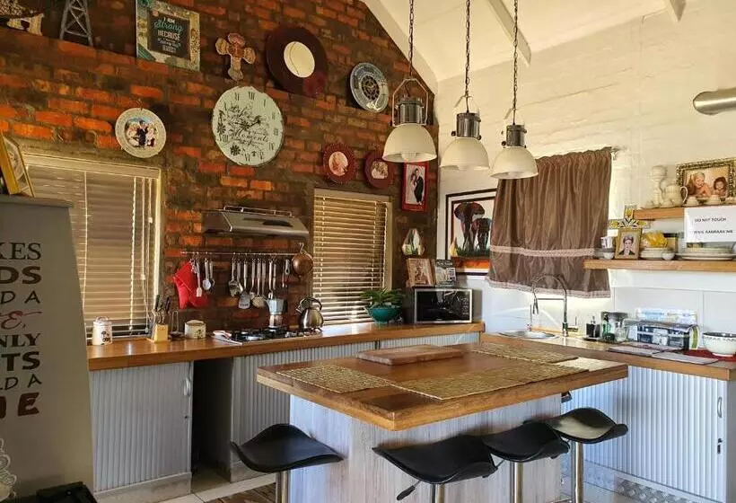 Clanwilliam Hills House