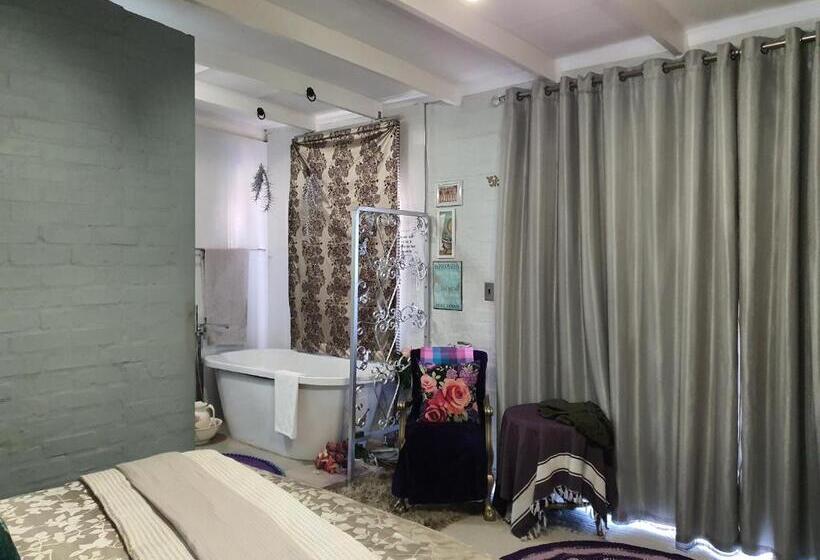 Clanwilliam Hills House