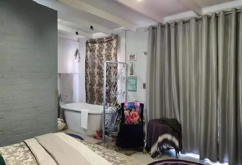 Clanwilliam Hills House