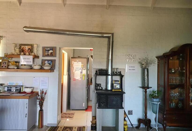 Clanwilliam Hills House