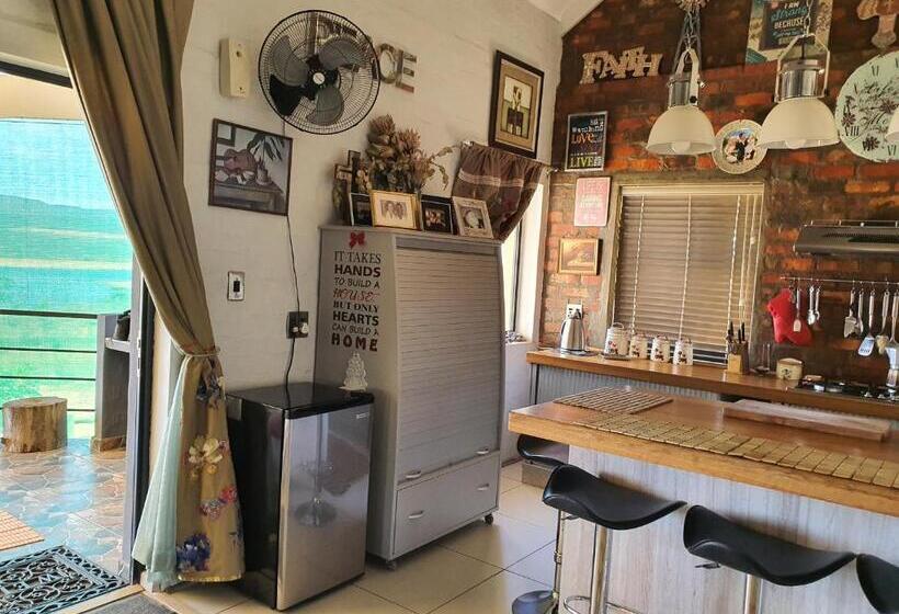 Clanwilliam Hills House