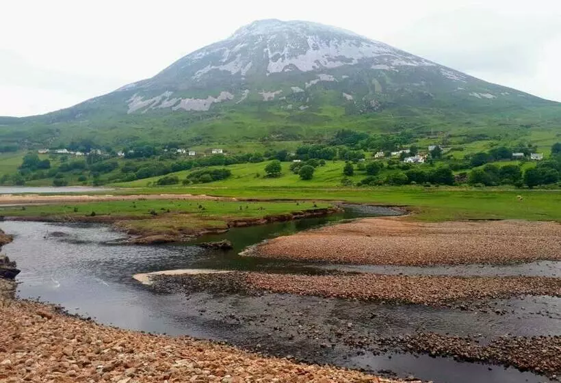 Dunlewey Lodge   Self Catering Donegal