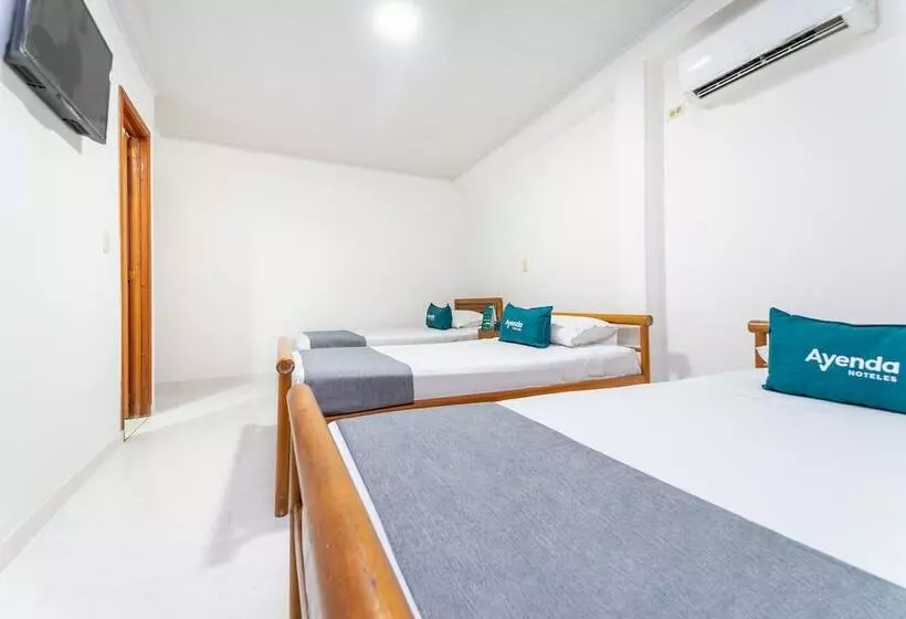 Hotelli Alferez Del Llano