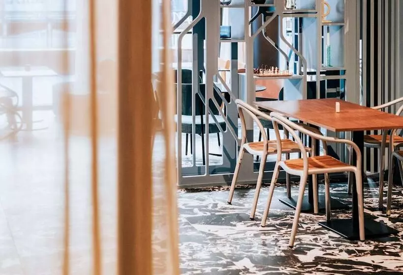 Hotelli Mercure Brest Centre Port