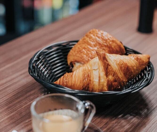 בית מלון כפרי Mercure Brest Centre Port