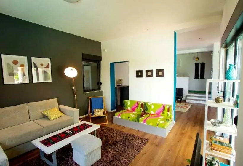 Villa Mona