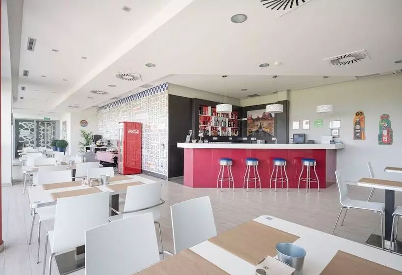 ホテル Alda Route 42