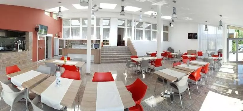 酒店 Alexandra šport