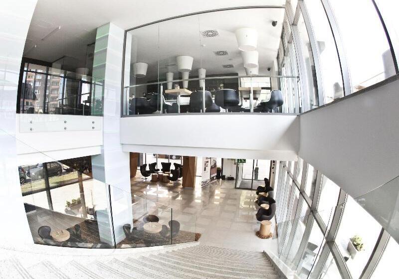 Business Hotel Astrum Laus