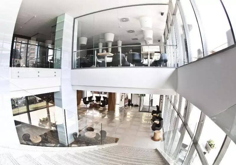 Business Hotel Astrum Laus