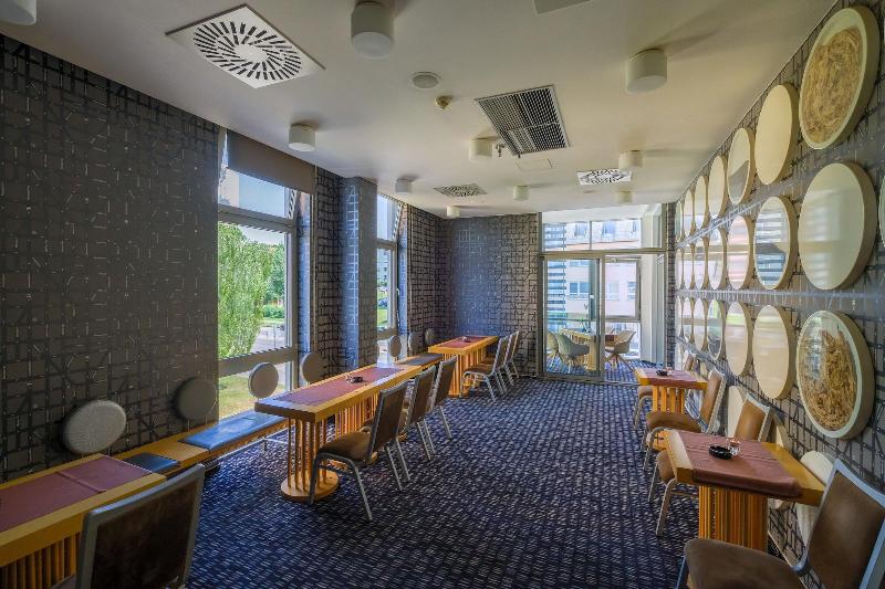 Business Hotel Astrum Laus