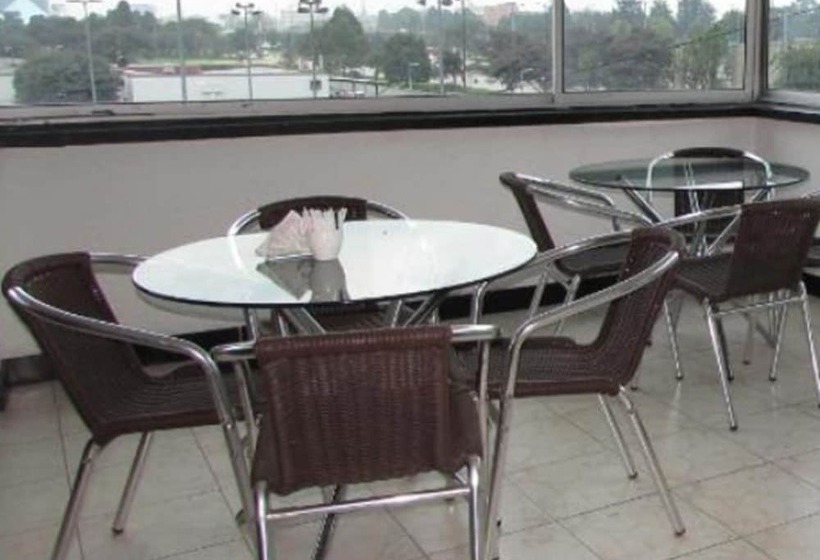 בית מלון כפרי Bogotá La Embajada