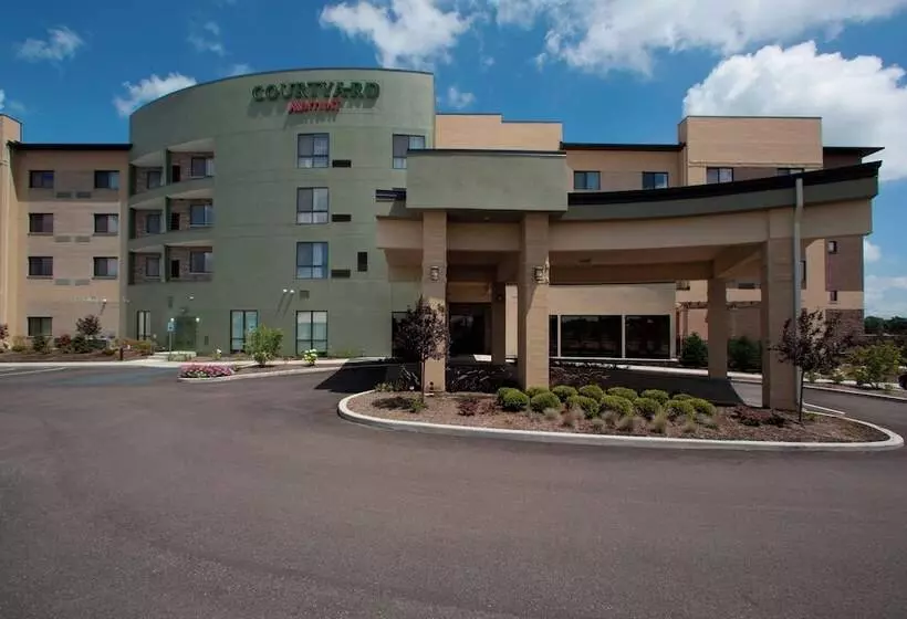 Отель Courtyard By Marriott Indianapolis Noblesville