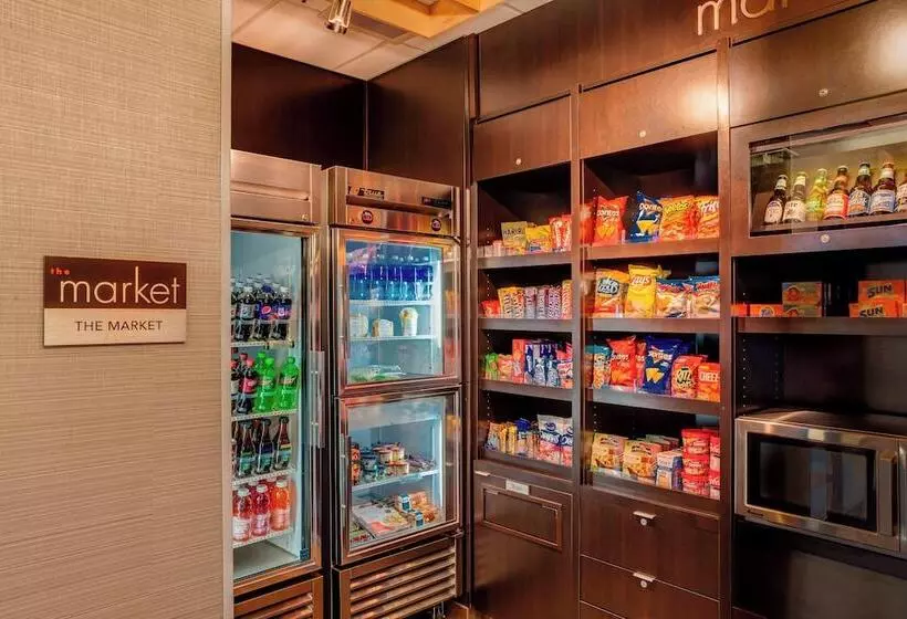 Отель Courtyard By Marriott Indianapolis Noblesville