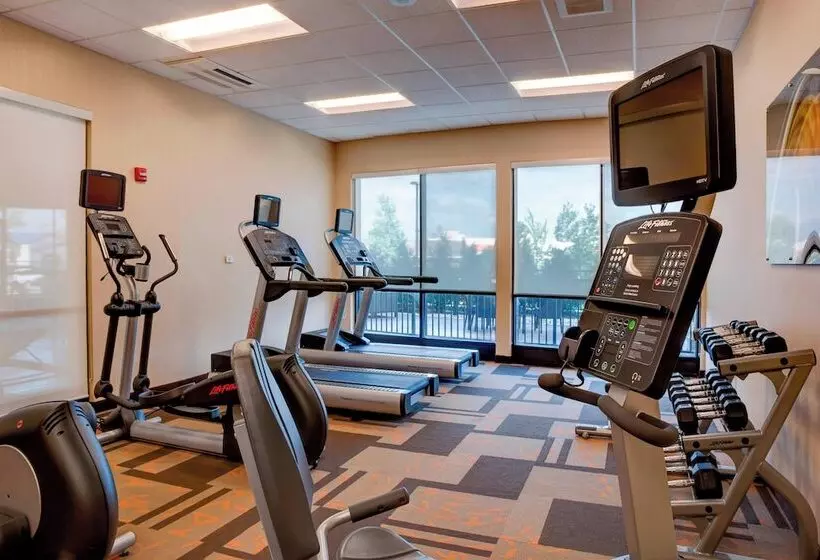 Отель Courtyard By Marriott Indianapolis Noblesville