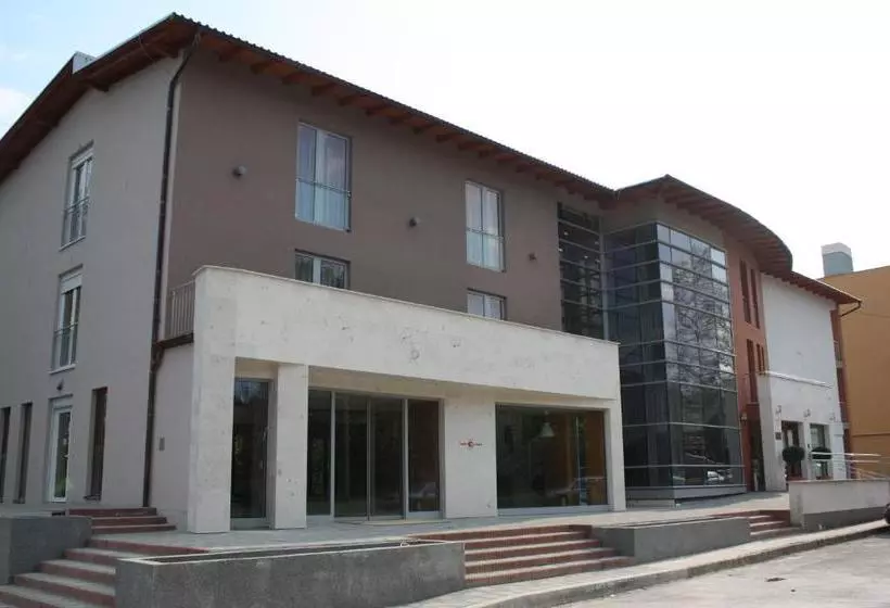 호텔 Európa Gunaras