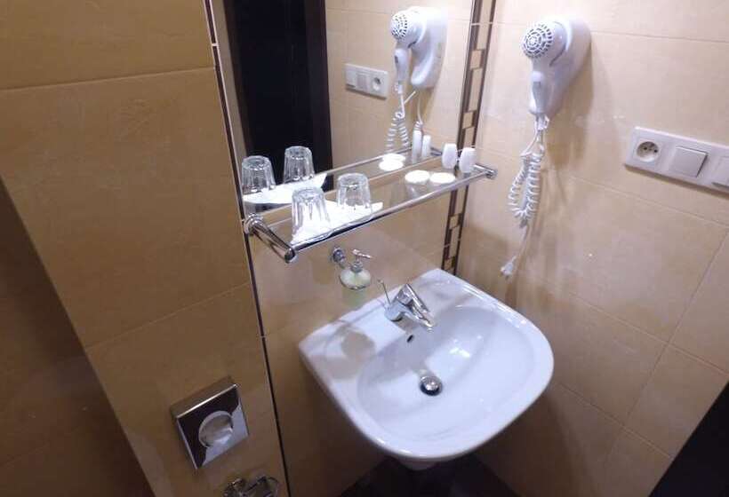 בית מלון כפרי Europa