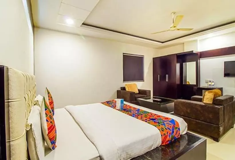 Fabhotel Transit Delhi Airport
