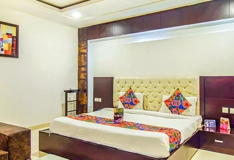 Fabhotel Transit Delhi Airport