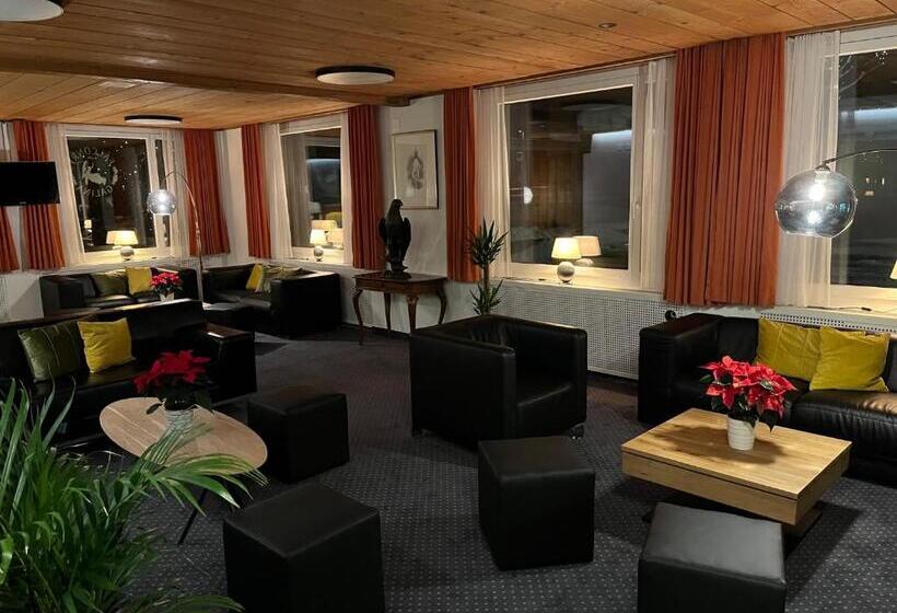 هتل Falknerei Galina