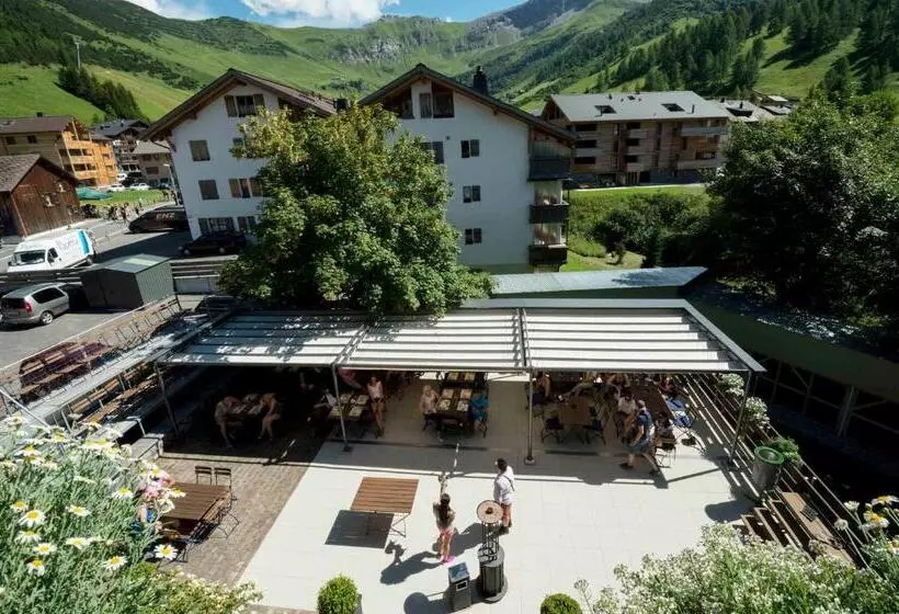 هتل Falknerei Galina