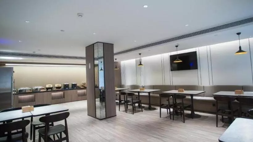 Hanting Hotel Mudanjiang Railway Station