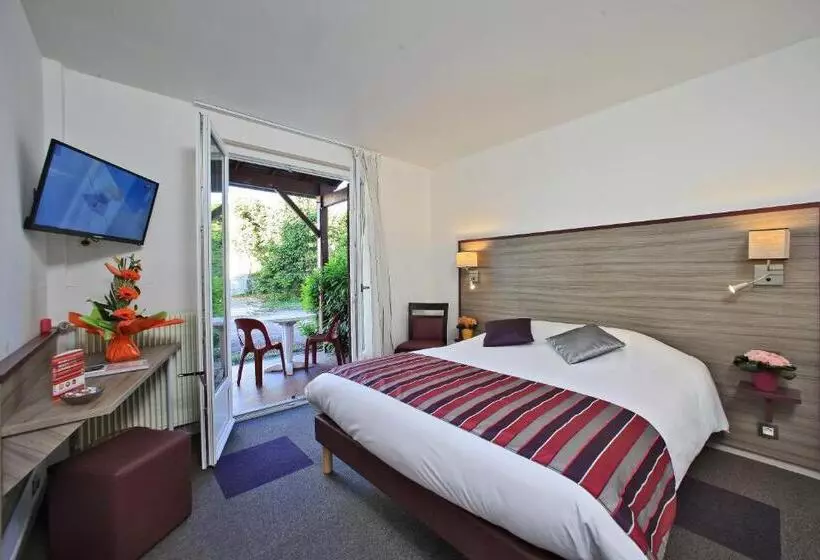 בית מלון כפרי Hôtel O'nice Saintes