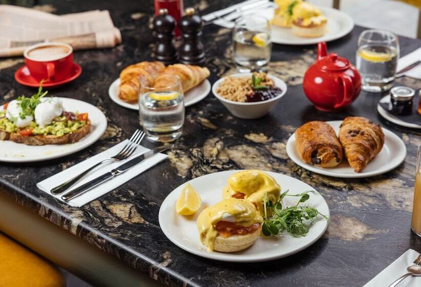 فندق Montcalm East, Autograph Collection