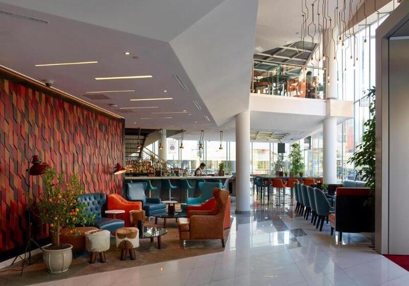 فندق Montcalm East, Autograph Collection