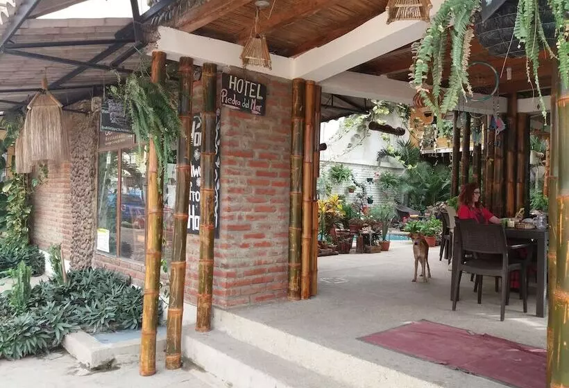 هتل Mybeststay Piedra Del Mar