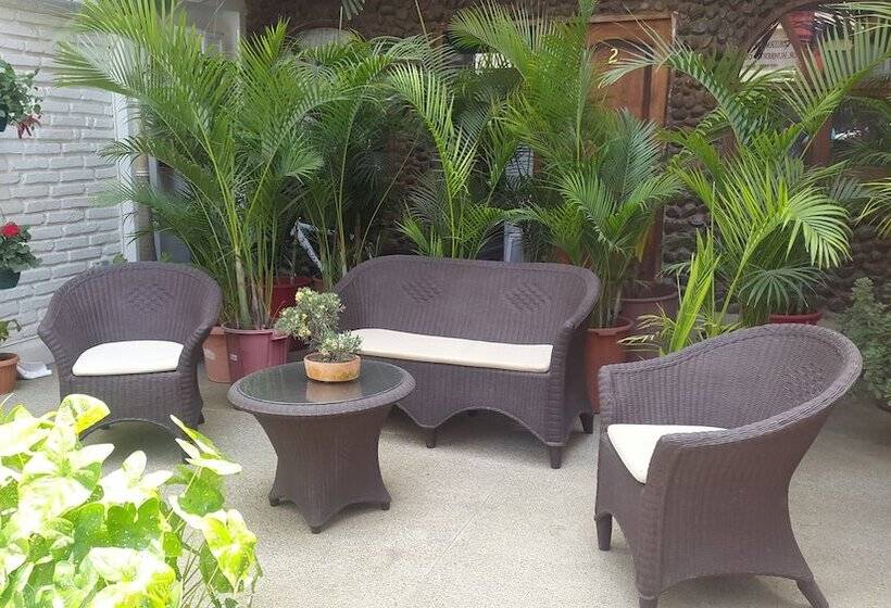 فندق Mybeststay Piedra Del Mar