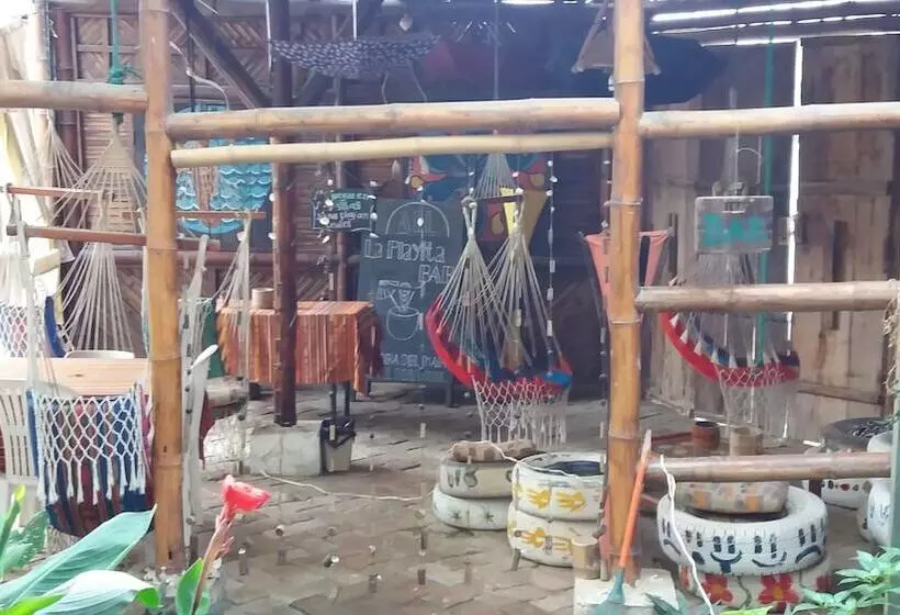 هتل Mybeststay Piedra Del Mar