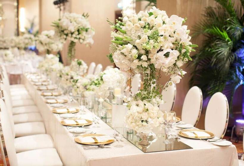 Hotel Raffles Makati