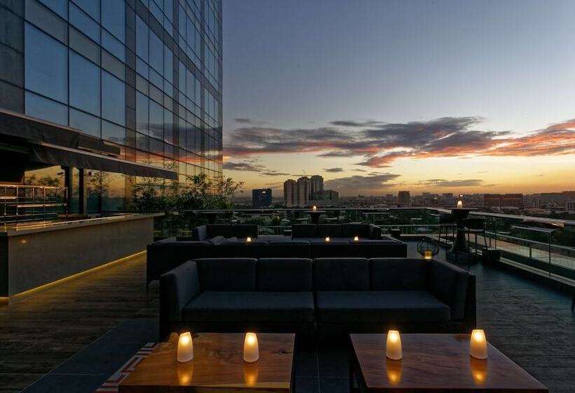 Hotel Raffles Makati