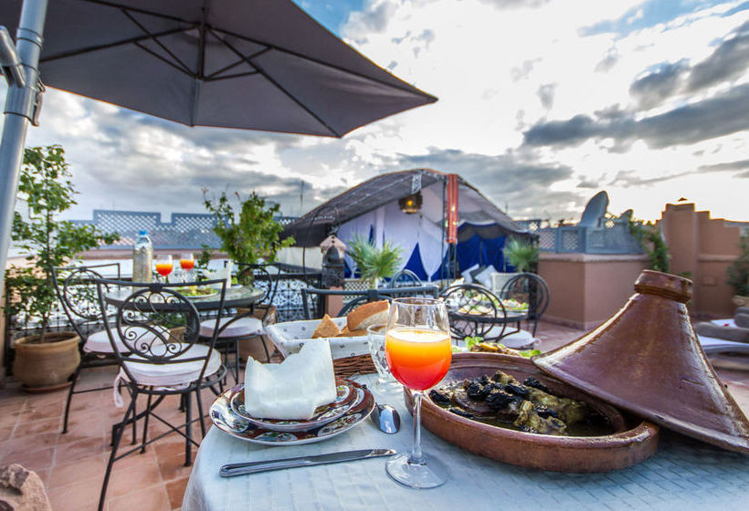 Otel Riad Dar Azul