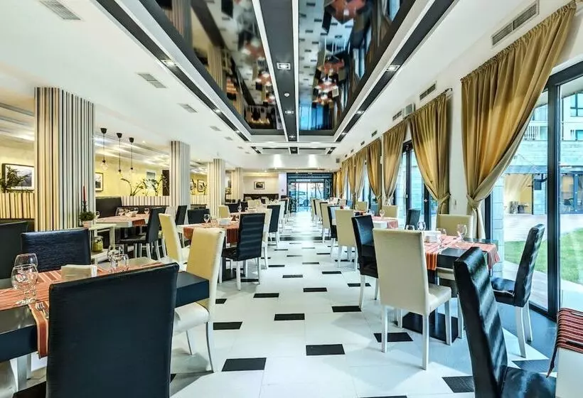 Hotel Saint George Palace Apart